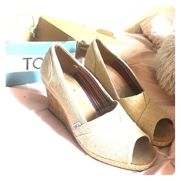 Toms Shoes - TOMS WEDGES